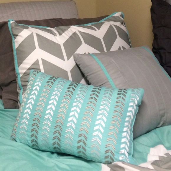 Target Other Twin Xl Comforter Set Poshmark